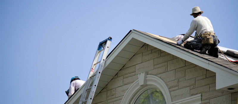 Roofer in Concord, North Carolina